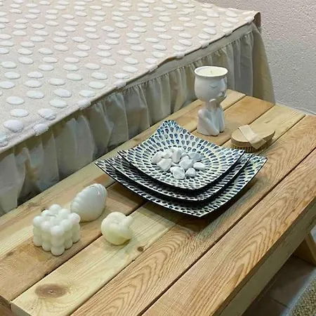 Crystal De-luxe Villa *