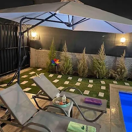 Crystal De-luxe Villa